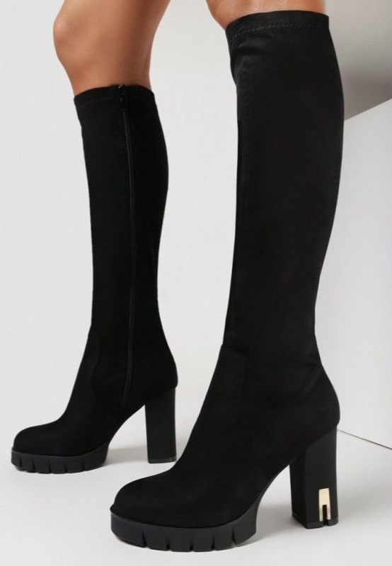 Kozaki na obcasie na jesień 2022