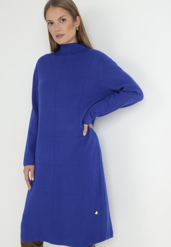 Rozkloszowana sukienka dzianinowa