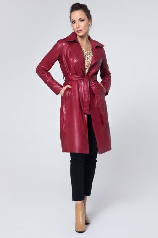 Skórzany płaszcz - Modne płaszcze na jesień i zimę 2022