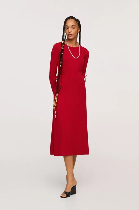 Czerwona sukienka do pracy