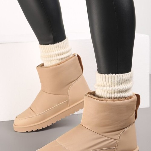 Z czym nosić śniegowce damskie