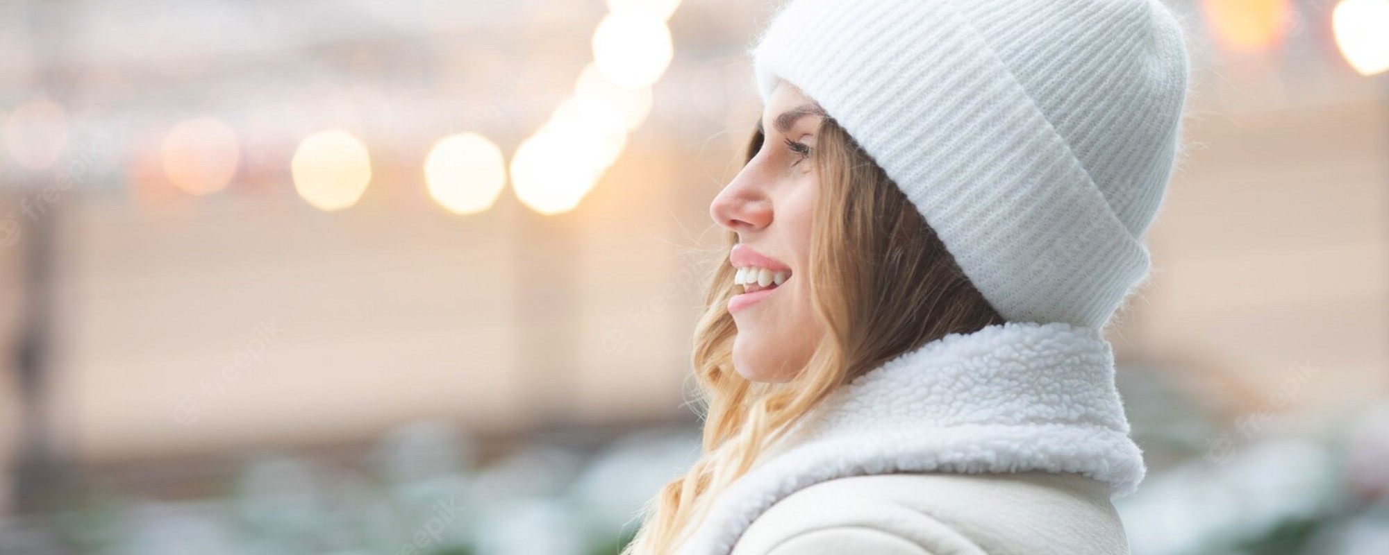 fashion-young-woman-winter-time-xmas