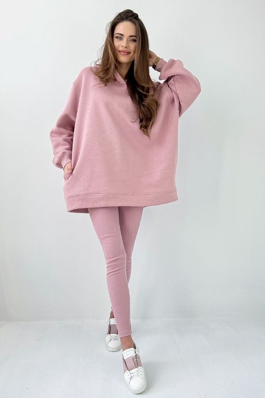 lekkie-dresy-na-wiosne-i-lato-2022-cloth-store