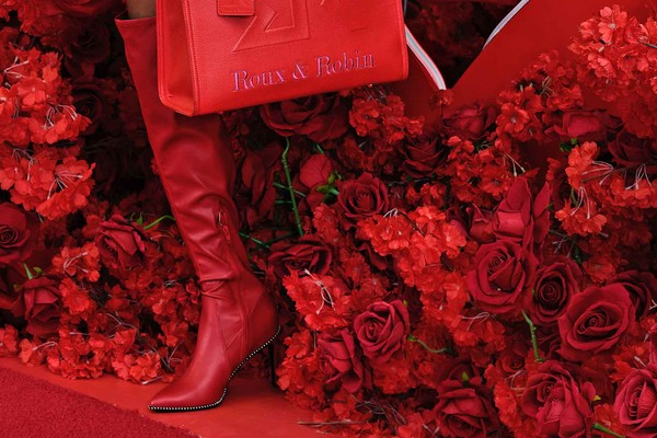 Jak nosić długie kozaki