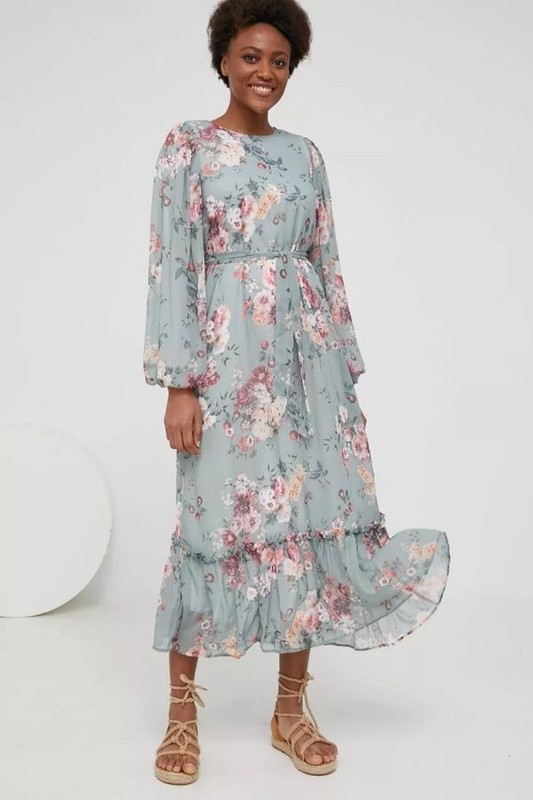 Sukienka w kwiaty na przyjęcie komunijne