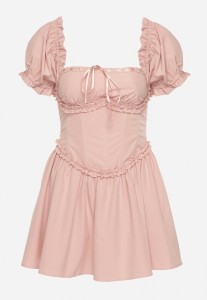 Różowa Sukienka Vices w Rustykalnym Stylu z Gorsetowym Wiązaniem Tolaviela