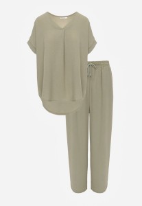 Zielony Komplet Bluzka i Luźne Spodnie z Wiskozą i Kieszonkami Efraria