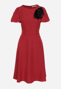 Bordowa Sukienka Vices o Rozkloszowanym Kroju z Odpinanym Kwiatem 3D Rallarea